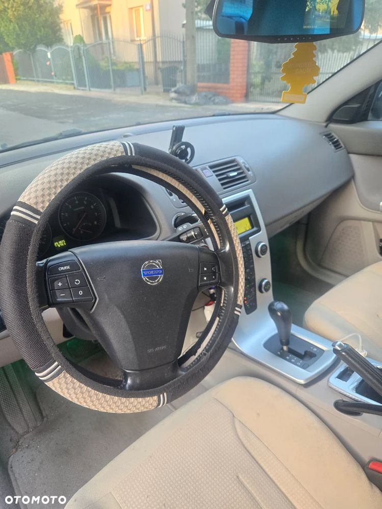 Volvo V50 - 4