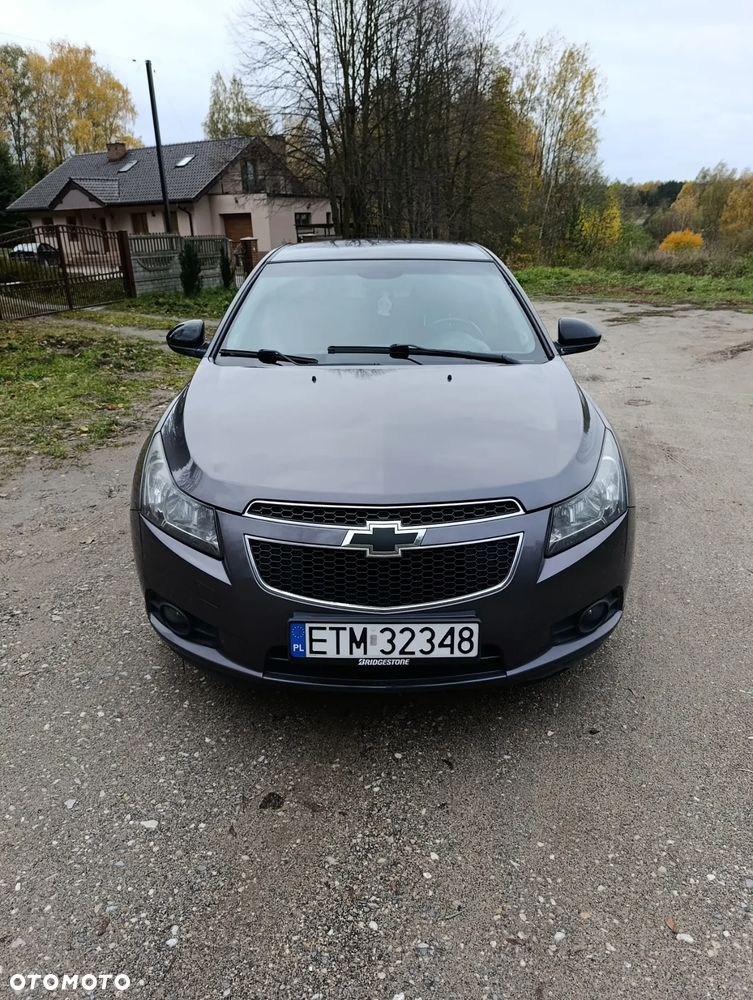 Chevrolet Cruze - 14