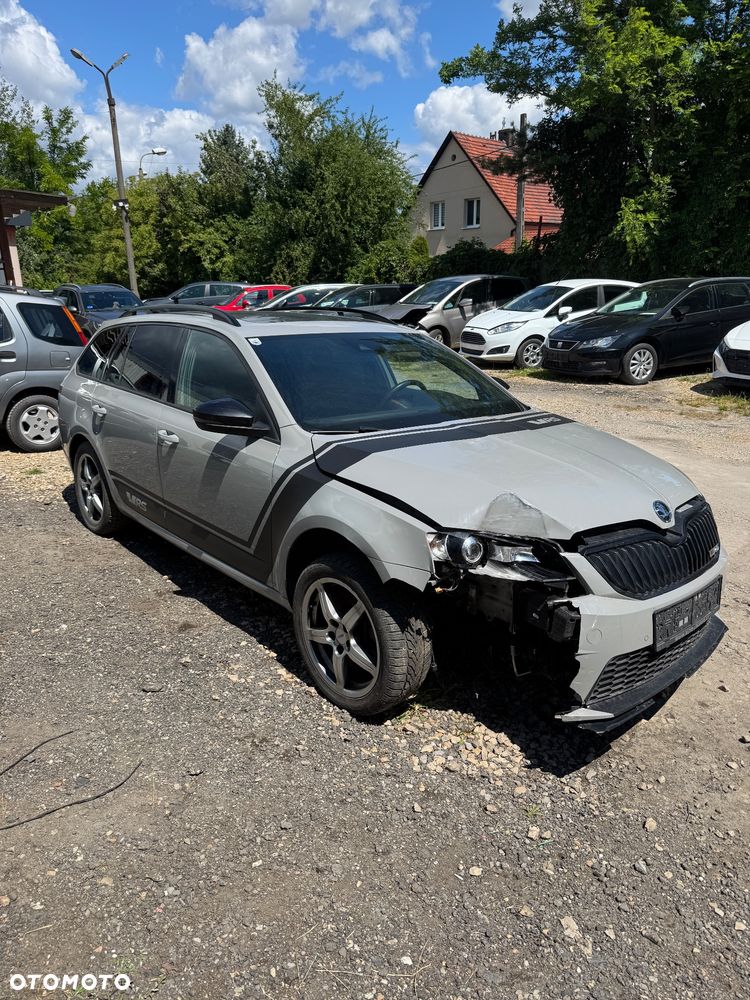 Skoda Octavia 2.0 TSI RS 230 - 11
