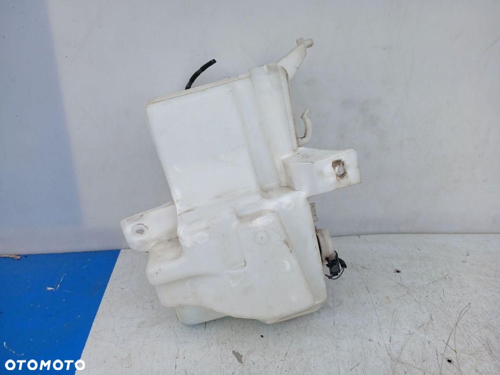 ZBIORNICZEK ZBIORNIK PŁYNU SPRYSKIWACZY VOLVO V40 II 31391616 - 2
