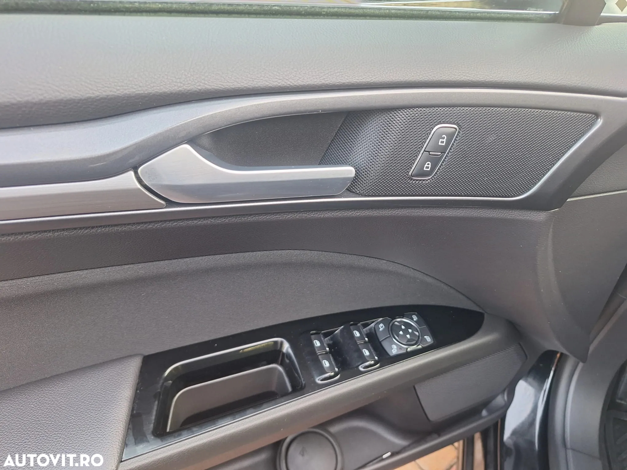Ford Mondeo 2.0 TDCi Titanium - 6