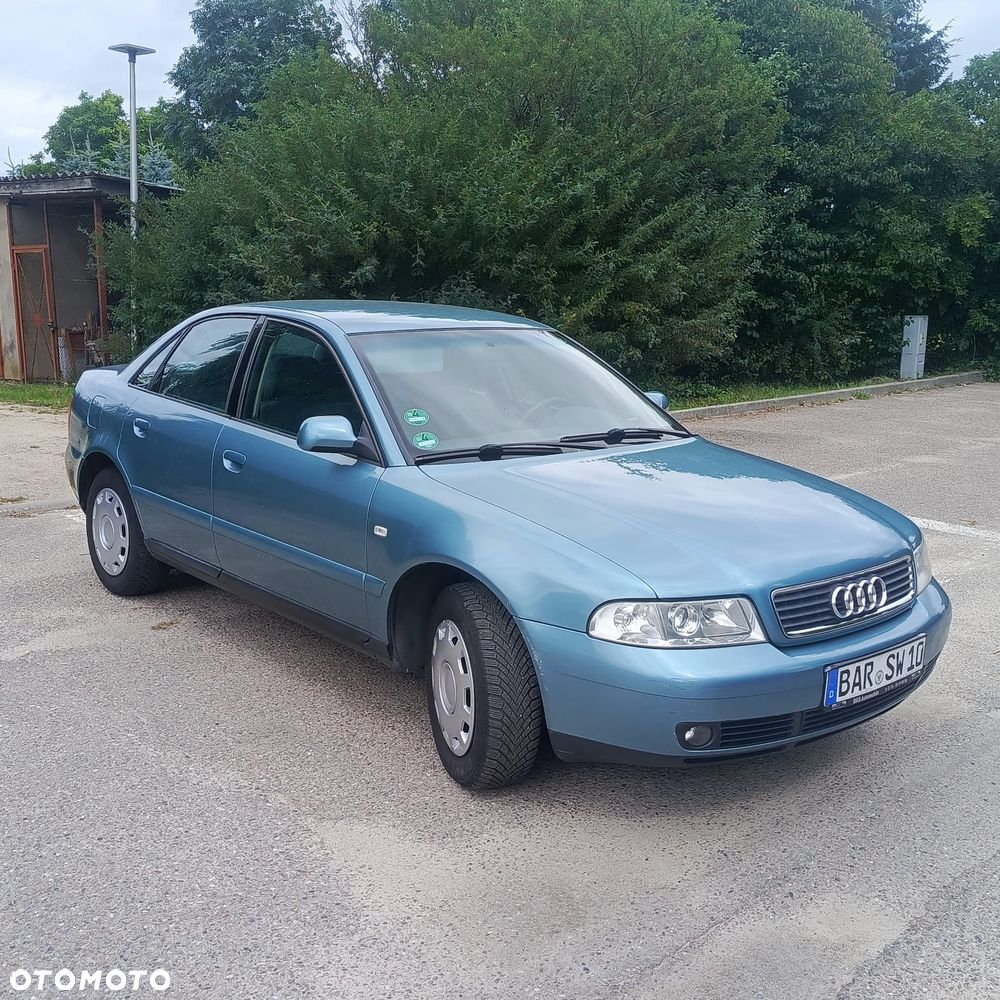Audi A4 Limousine 1.8 - 2