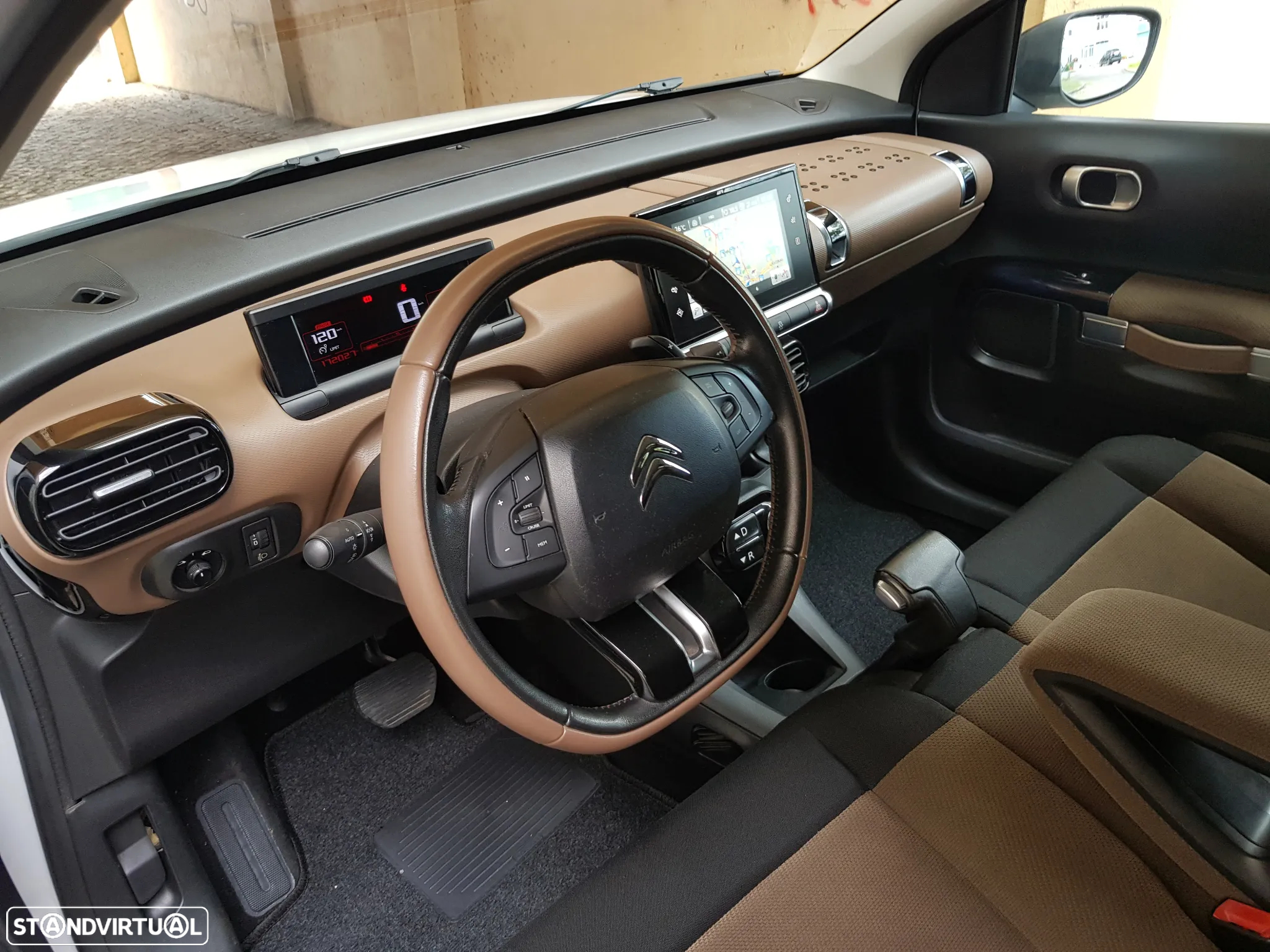 Citroën C4 Cactus 1.6 e-HDi Feel J17 ETG6 - 14