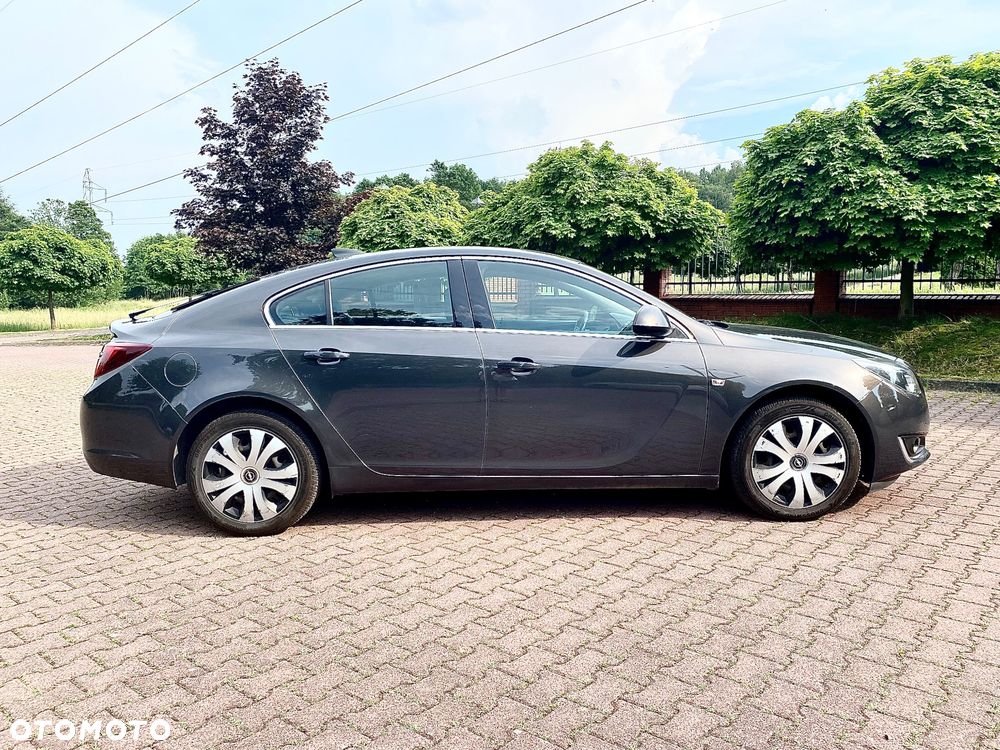 Opel Insignia 1.4 T Cosmo S&S - 10