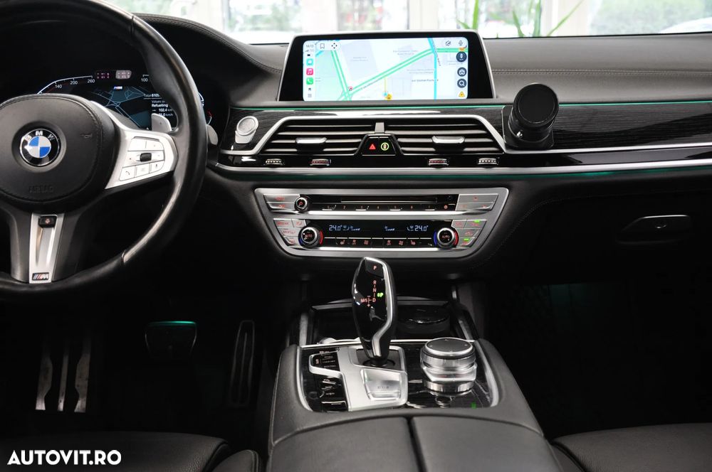 BMW Seria 7 730d xDrive MHEV - 17