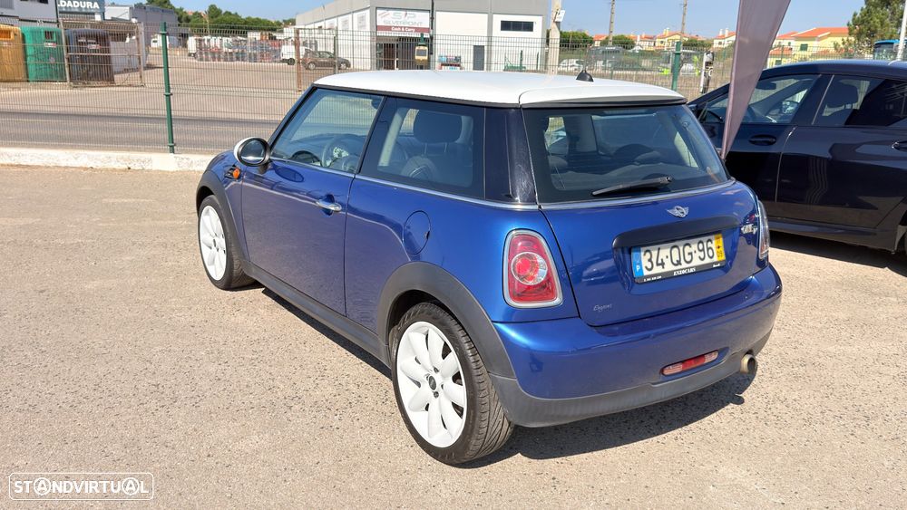 MINI 3 Portas One D - 2