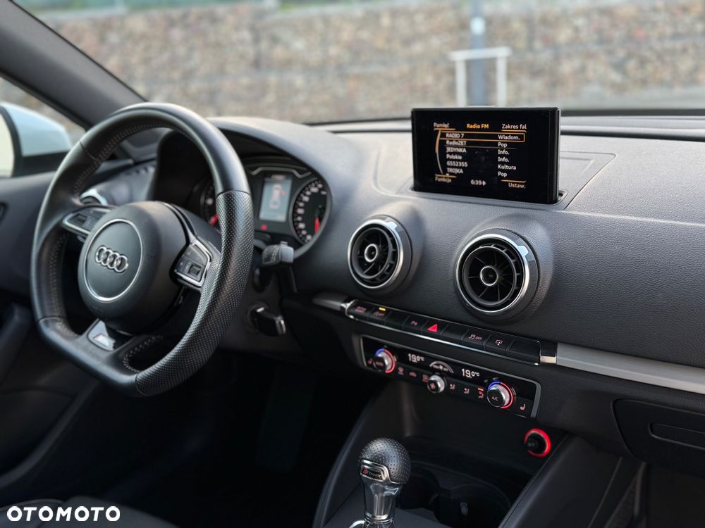 Audi A3 Sportback 2.0 TDI S tronic S line Sportpaket - 10