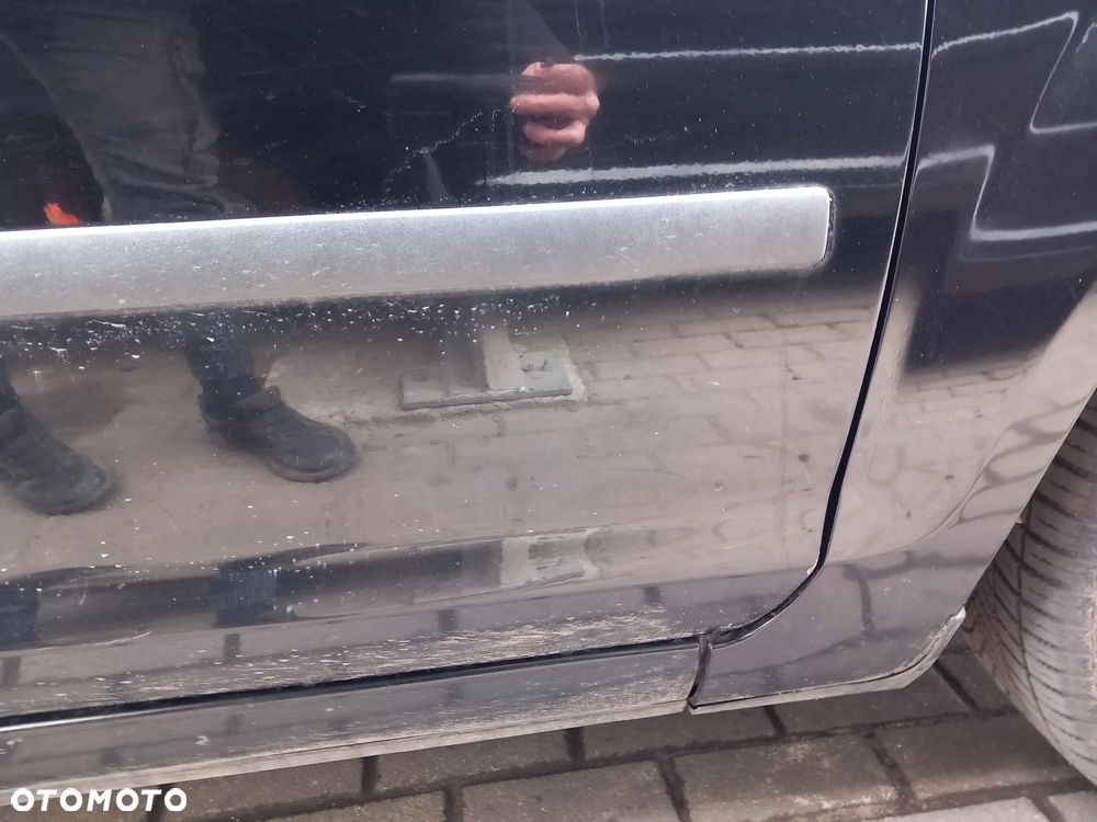 FORD FOCUS MK2 DRZWI PRAWE PRZEDNIE PRAWY PRZÓD KOLOR: F3 - 4