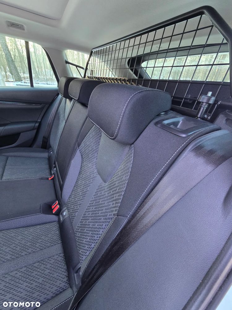 Skoda Octavia 2.0 TDI DSG Style - 15