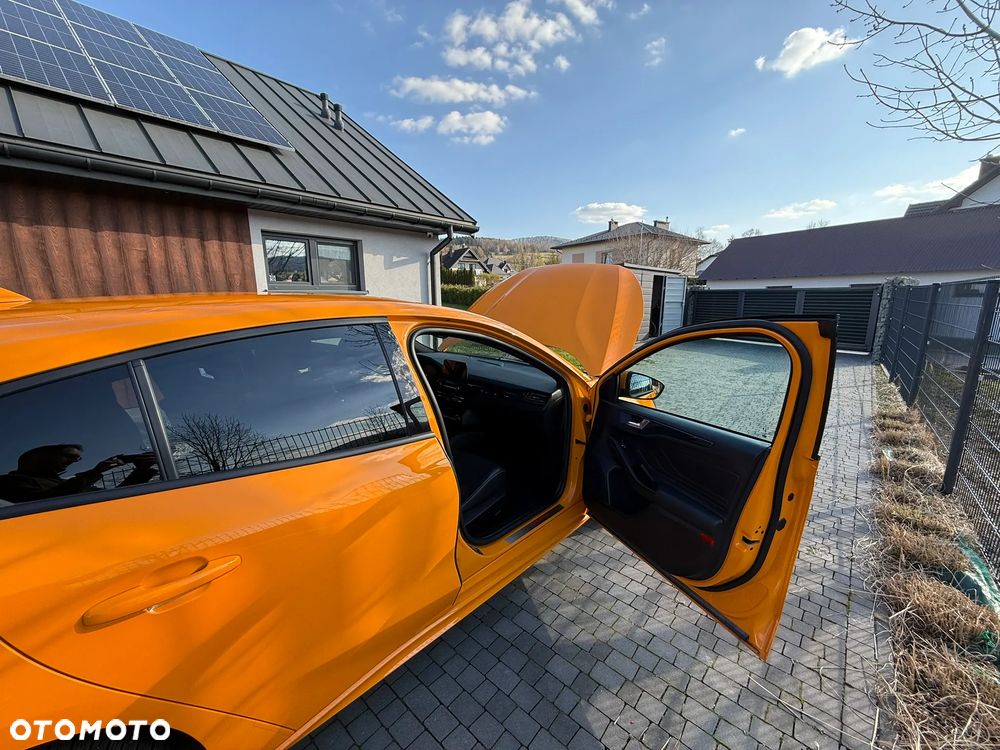 Ford Focus 2.3 EcoBoost S&S ST Edition - 8