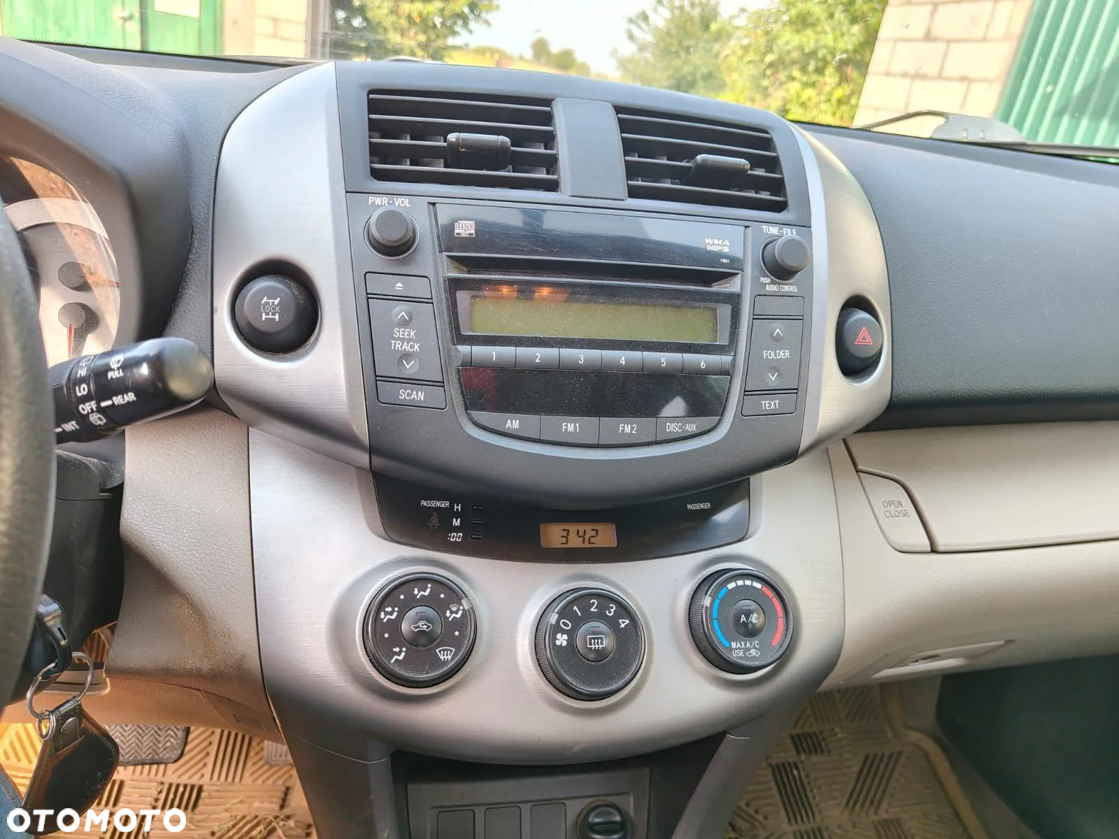 Toyota RAV4 - 2