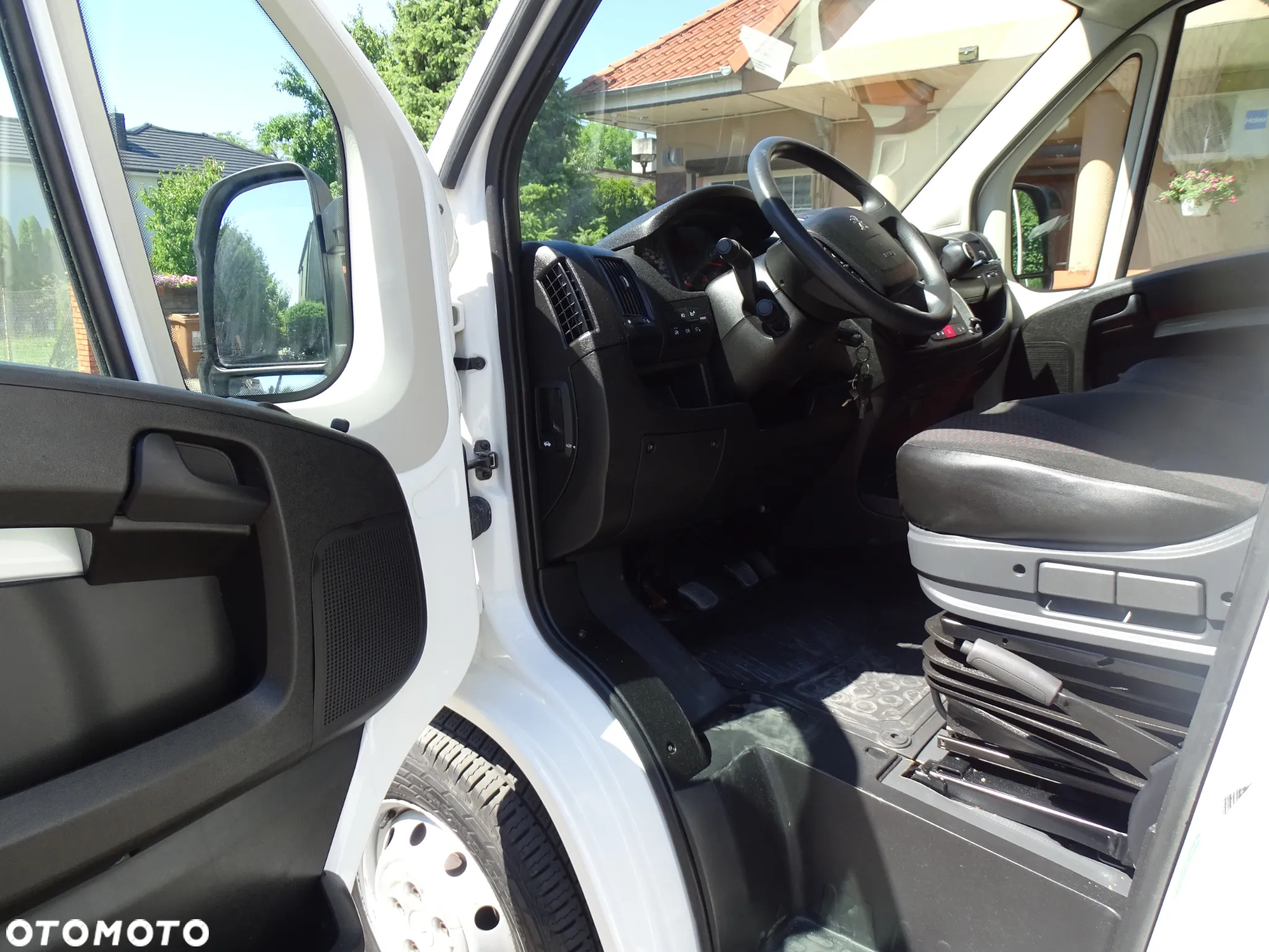 Peugeot BOXER 2, 2 HDI -103 KW -140 KM , KLIMATYZACJA, FULL OPCJA ,ALU-KONTENER 4,10x 2,10x2,10 ,WINDA- KLAPA ZAŁADOWCZA - DHOLLANDIA. - 14