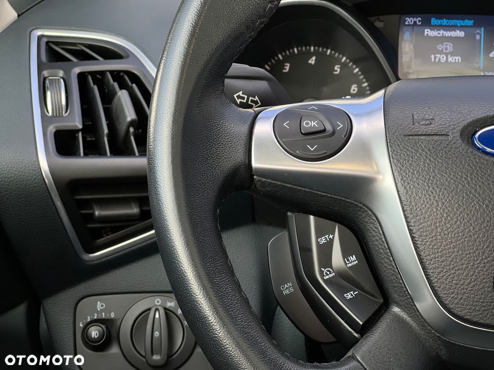 Ford Grand C-MAX - 17