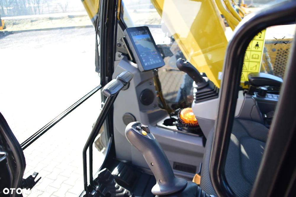 Caterpillar 310 - 22