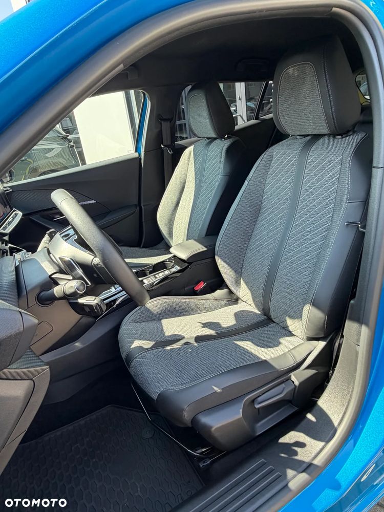 Peugeot 2008 1.2 PureTech Allure S&S EAT8 - 12