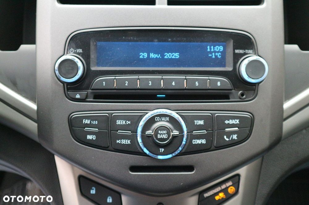 Chevrolet Aveo 1.2 LT - 17