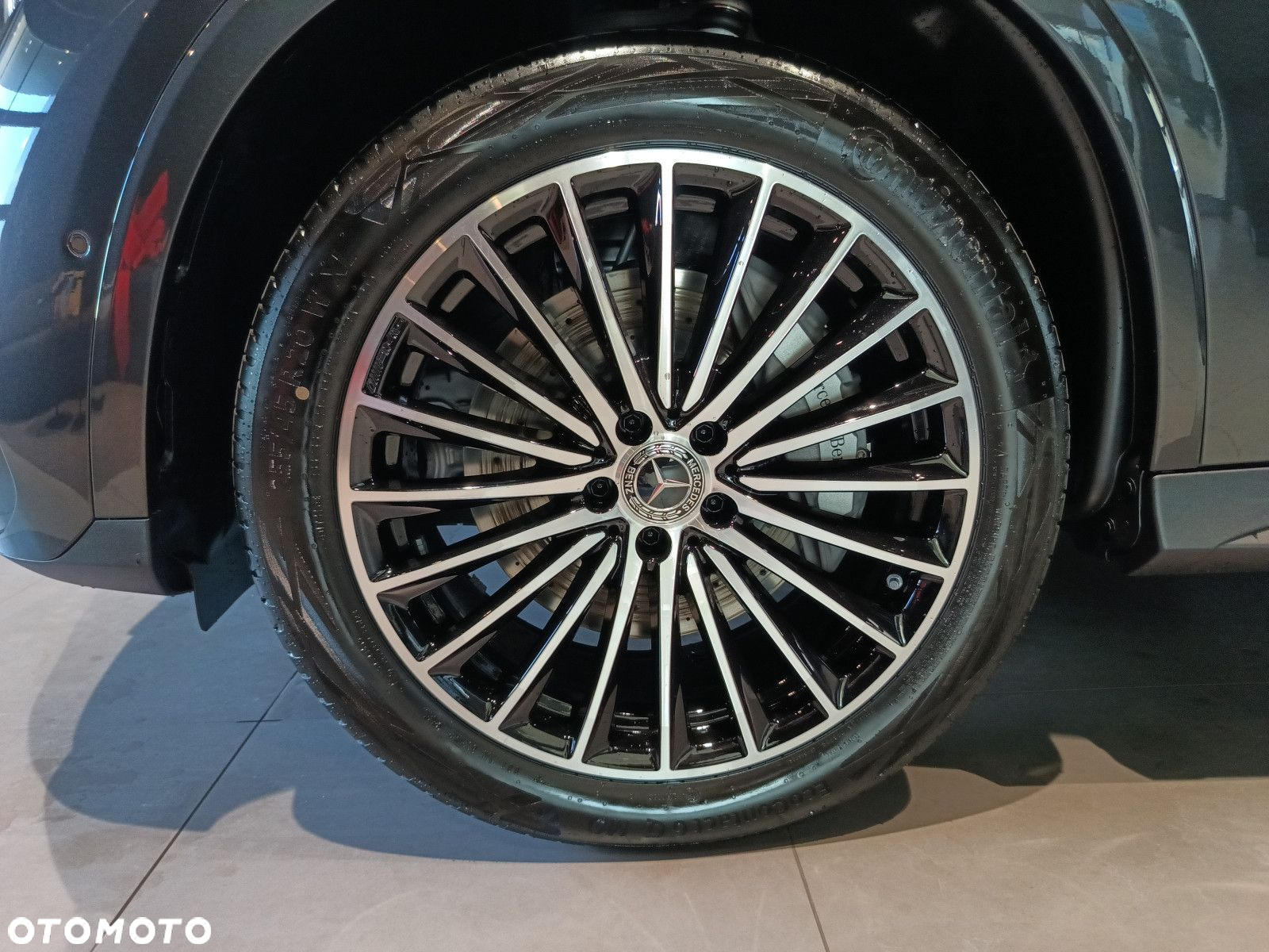 Mercedes-Benz GLC - 39