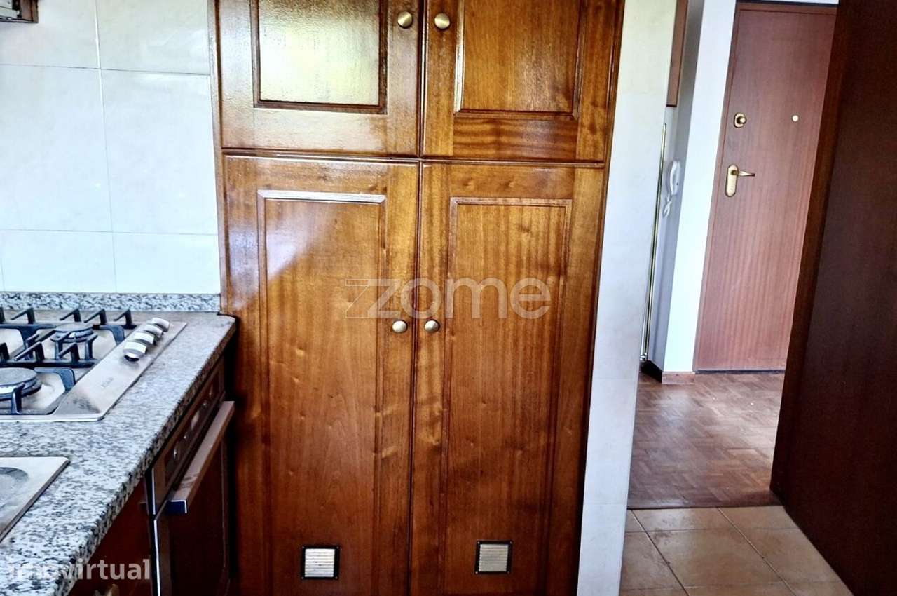 T4 Duplex para Arrendamento com 1 lugar garagem Avenidas Novas - Grande imagem: 5/24