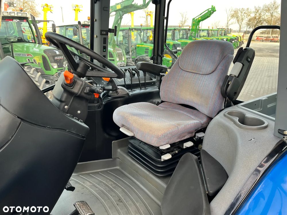 New Holland TM 120 - 12