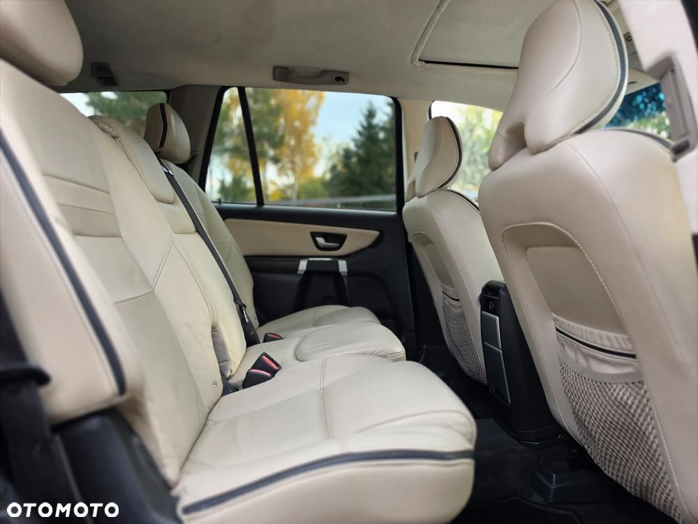 Volvo XC 90 - 38