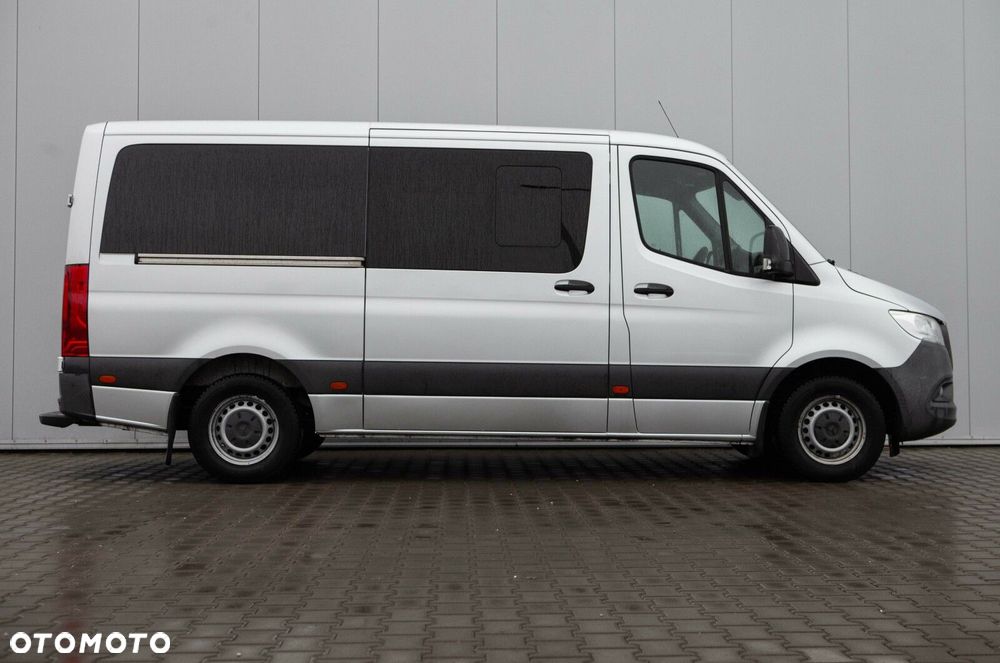 Mercedes-Benz Sprinter - 11