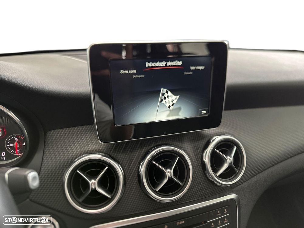 Mercedes-Benz GLA 180 d Style Aut. - 18