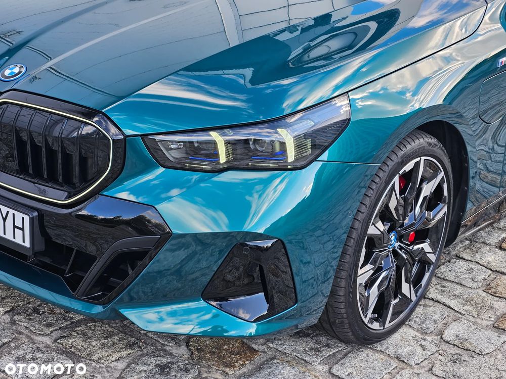 BMW Seria 5 550e xDrive PHEV M Sport - 10