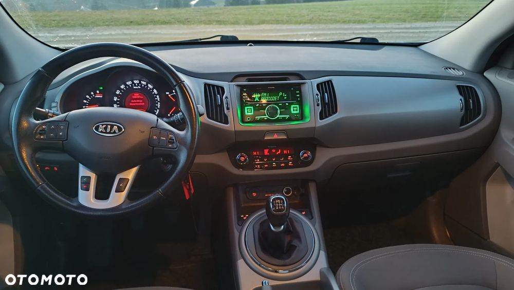 Kia Sportage 1.7 CRDI 2WD ISG Attract - 6