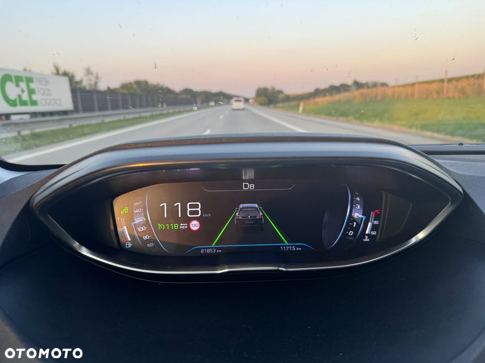 Peugeot 5008 PureTech 180 EAT8 Stop & Start Crossway - 39