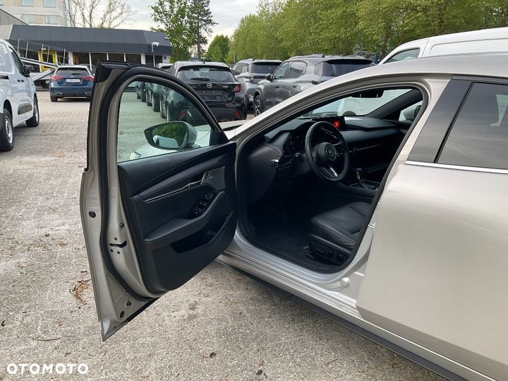 Mazda 3 e-SKYACTIV-G 140 M HYBRID TAKUMI - 2