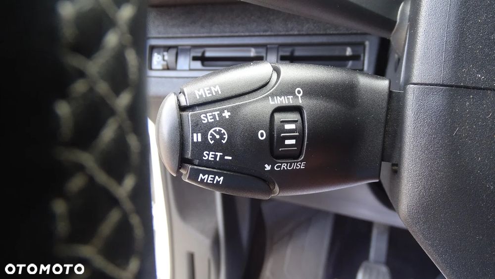 Peugeot 3008 - 22