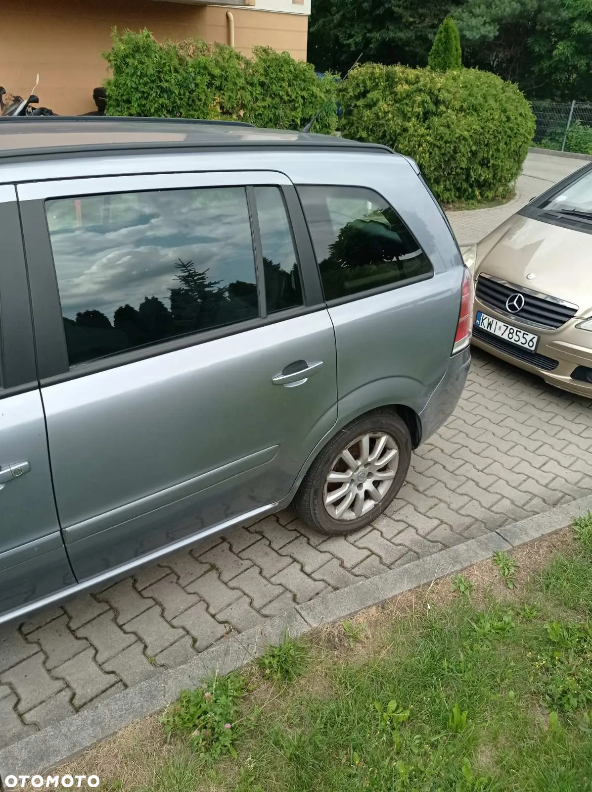 Opel Zafira 1.8 - 19