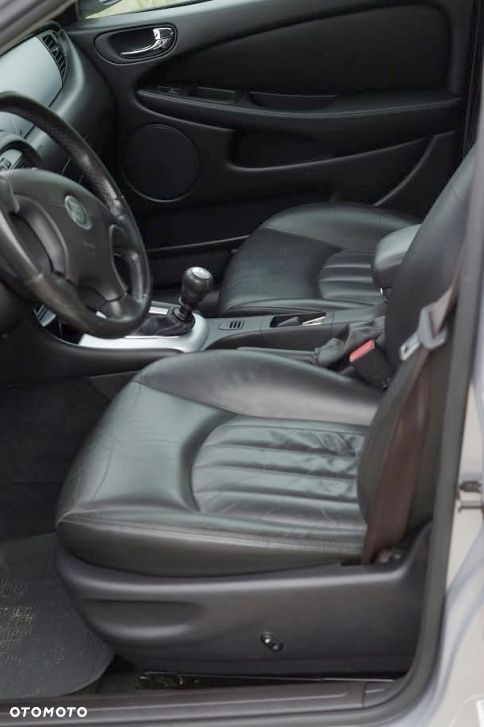 Jaguar X-Type 2.5 Entry/Classic - 7
