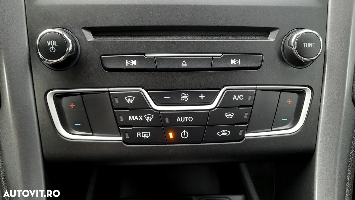 Ford Mondeo 1.5 TDCi ECOnetic Start-Stopp Titanium - 20
