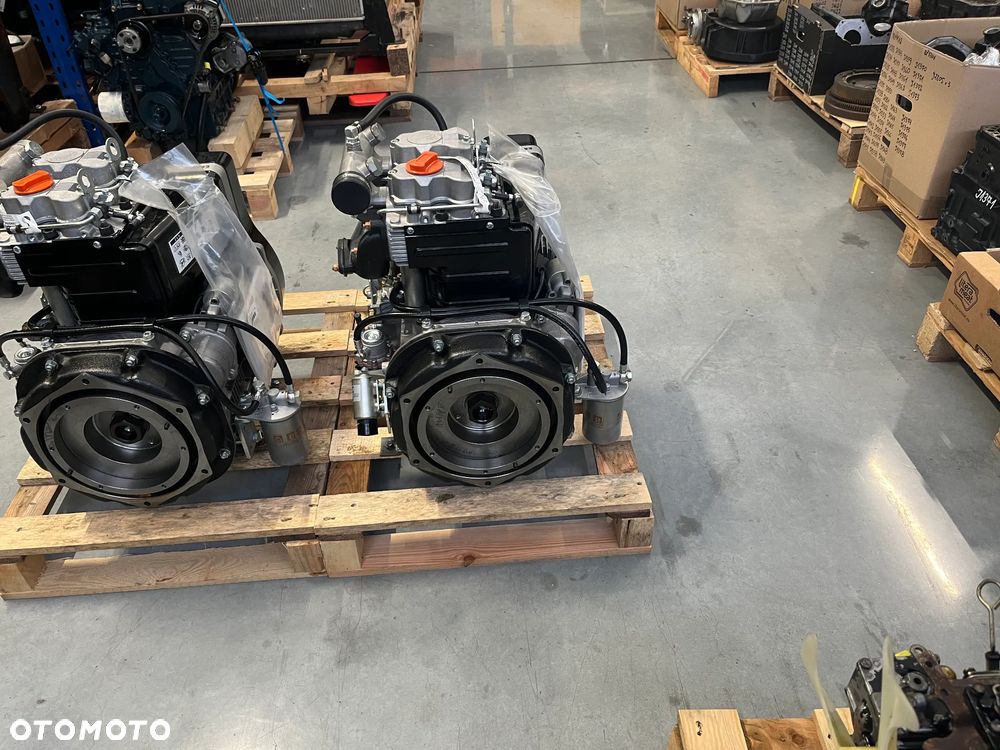 SILNIK LOMBARDINI 9LD626/2B2NR 9LD 626 11500netto - 2