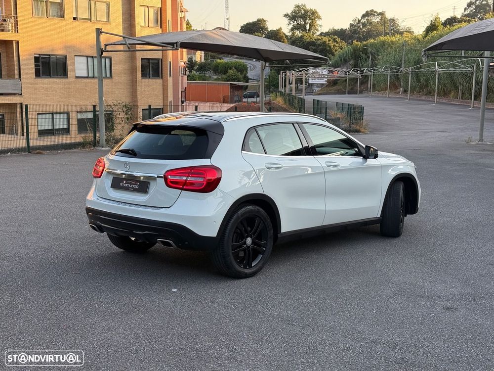 Mercedes-Benz GLA 180 d Urban — fotografia 6