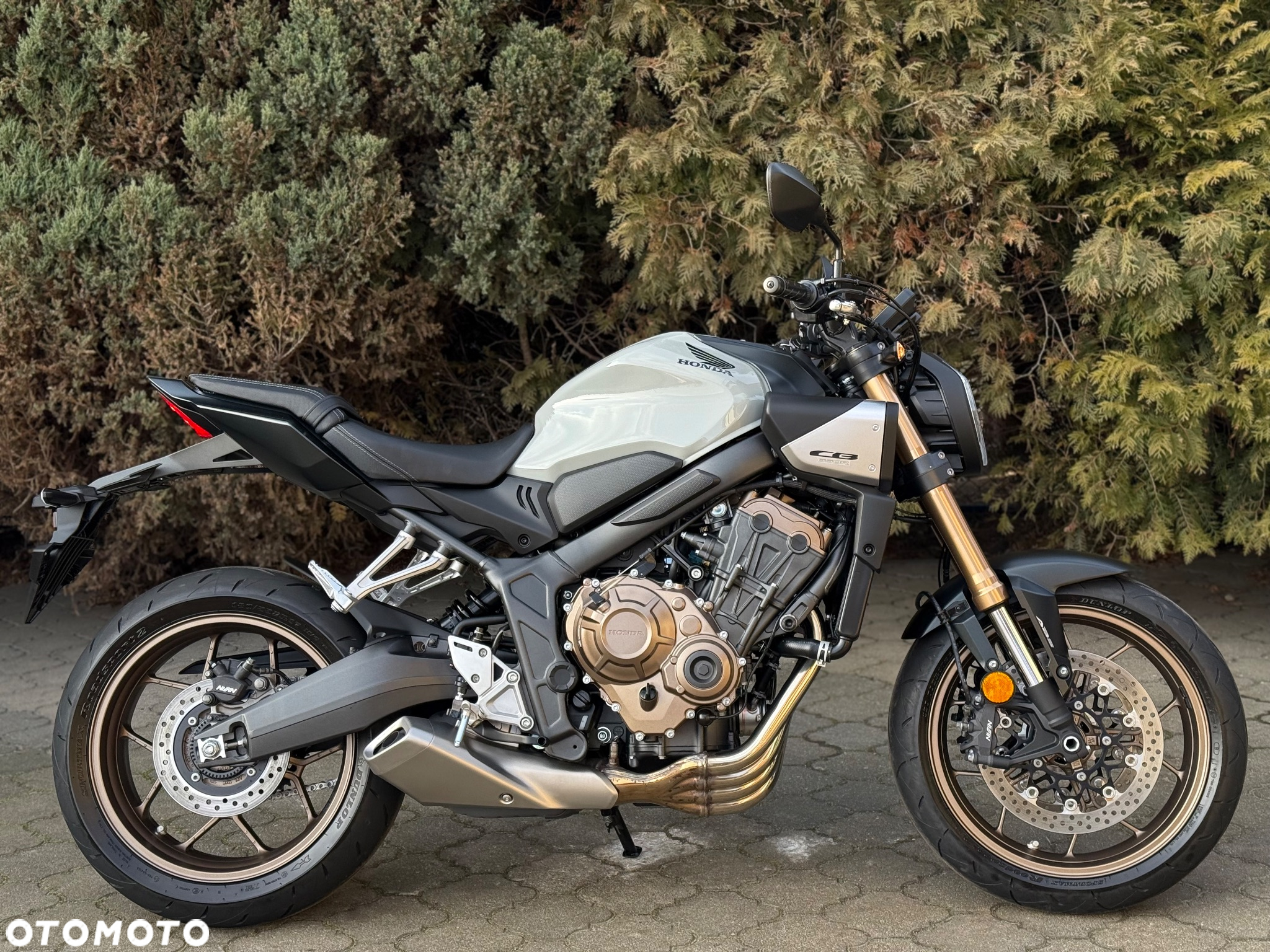 Honda CB - 2