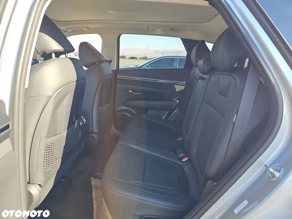 Hyundai Tucson - 11