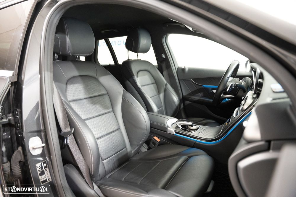 Mercedes-Benz C 300 e AMG Line - 28