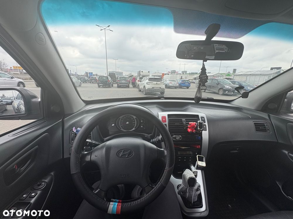 Hyundai Tucson 2.0 Active / Style - 13