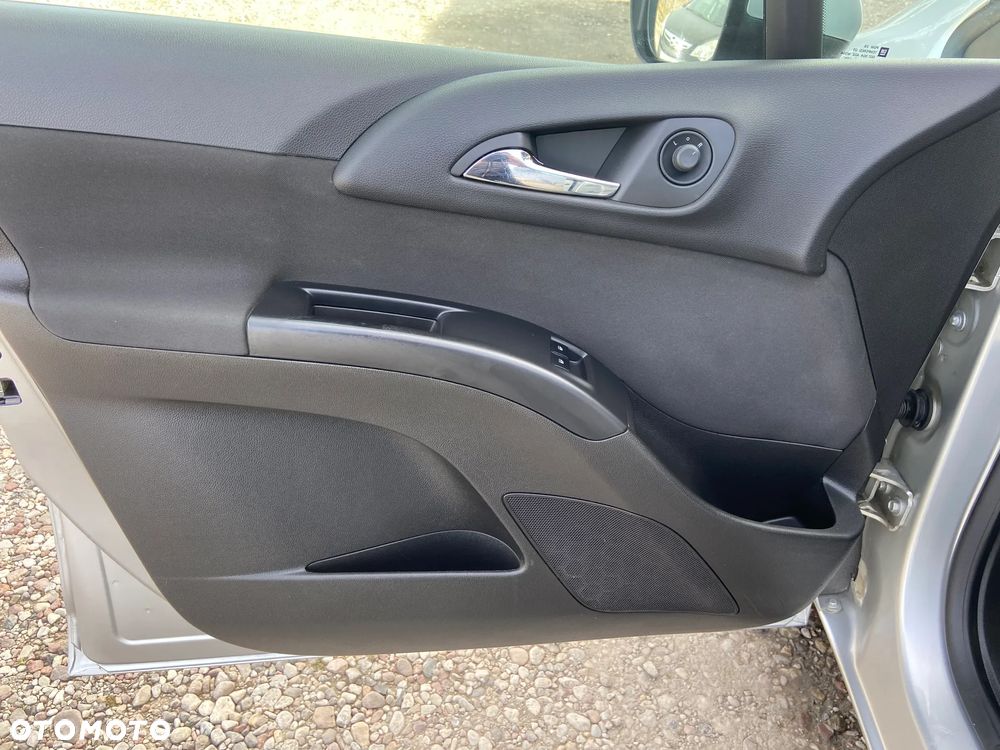 Opel Meriva 1.7 CDTI Active - 25