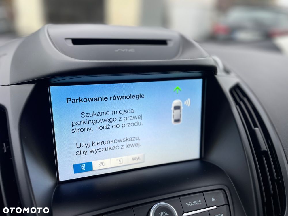 Ford Kuga - 17