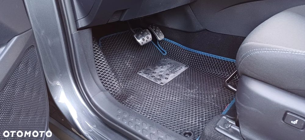 Toyota C-HR - 9