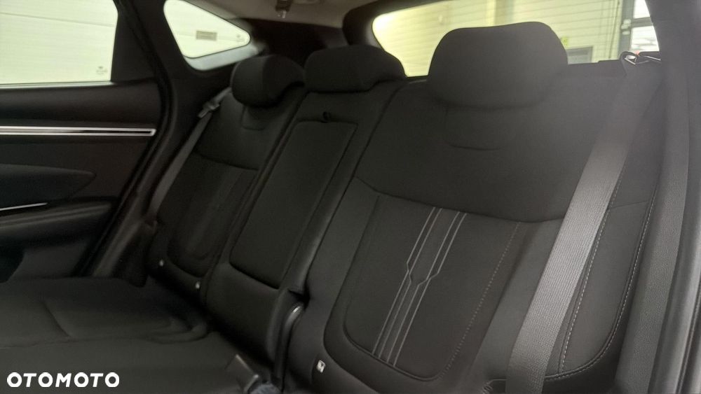 Hyundai Tucson 1.6 T-GDi 48V Platinum 4WD DCT - 17
