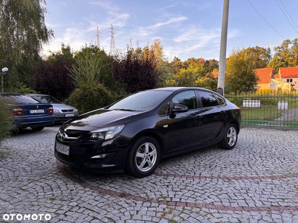 Opel Astra 1.6 Active - 1