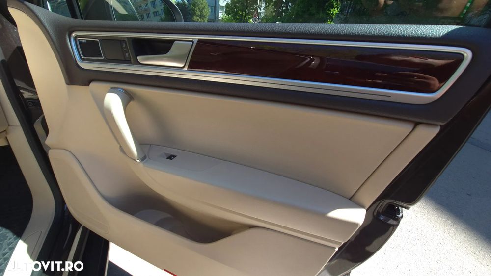 Volkswagen Touareg 3.0 V6 TDI BMT Terrain Tech - 19