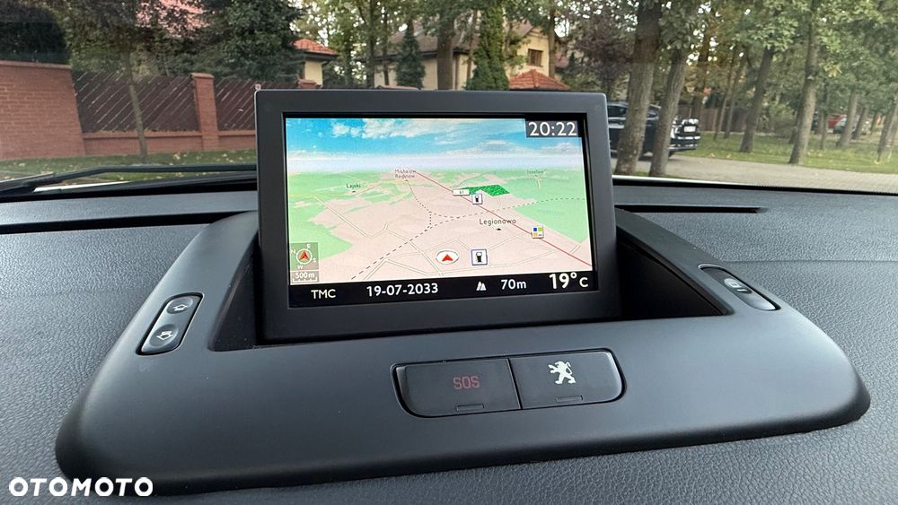 Peugeot 3008 Hybrid4 - 17