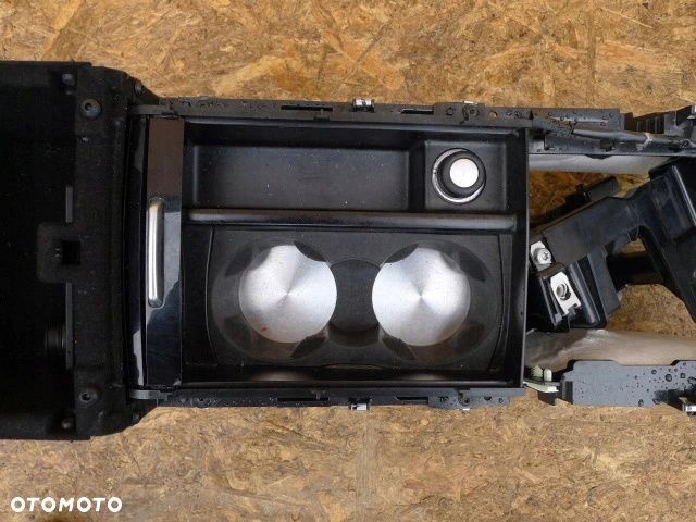 RANGE ROVER EVOQUE SCHOWEk na kubki półka pojemnik - 1