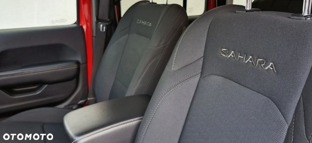 Jeep Wrangler Unlimited GME 2.0 Turbo Sahara - 11