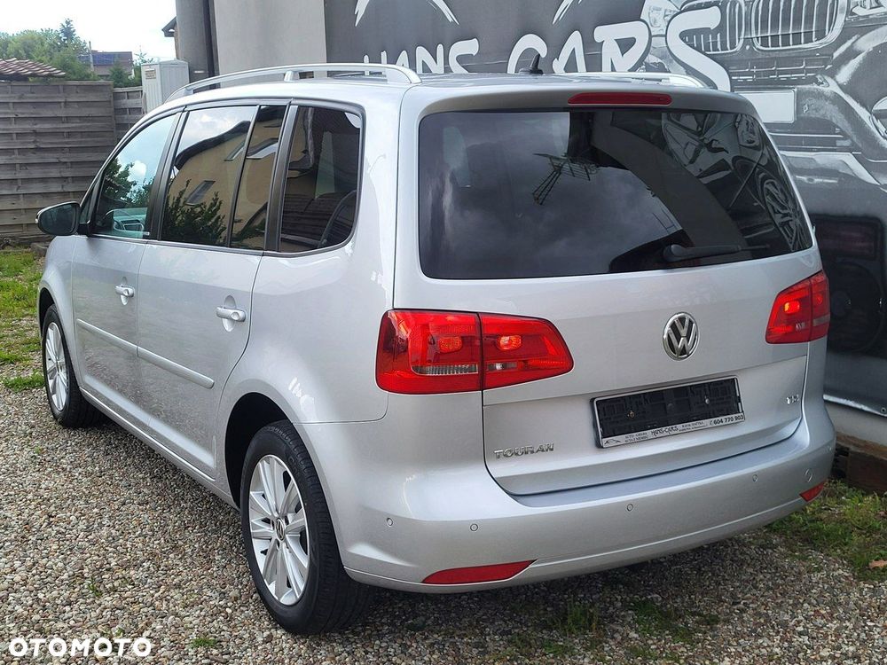 Volkswagen Touran - 4